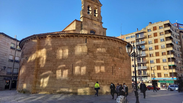 La Iglesia de San Marcos: Una Joya Románica